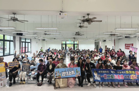 歌仔戲熱鬧登場 南警結合交安婦幼與識詐反毒宣導守護里民安全