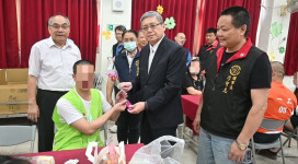 攜手重建新生  南投地檢結合保護團體慰問更生家庭