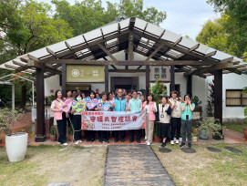 新樓醫安平樹屋活動：陪伴失智家屬溫暖茶會