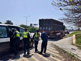 鐵腕執法、守護生命　竹市警全面加強取締大型車違規保護用路人安全