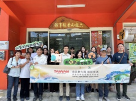 搶攻香港重遊商機　南區觀光圈攜手長榮航空邀12家業者踩線南臺灣