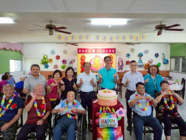 屏東榮家6月慶生 適逢102歲黃爺爺紀壽 溫馨共享幸福時光