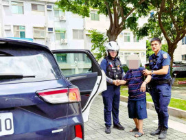 失智老翁外出散步遲未返家　竹市警二分局攜實習生順利尋回與家人團圓