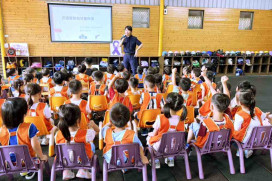 小小警察出任務趣！　竹市婦幼警走進幼兒園寓教於樂教導幼童學習保護自己