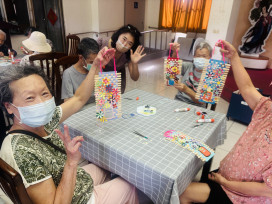 彰化榮家住民手作編織掛簾憶往昔 療癒住民身心