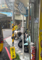 新北市公車站牌損壞別擔心　交通局：1999通報即處理