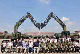 南市進出口公會秋節慰勞臺南國軍部隊