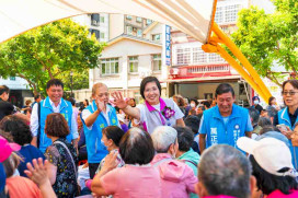 助學子探索未來　徐欣瑩政見：中小學人人有平板，辦多元啟發性寒暑假營隊