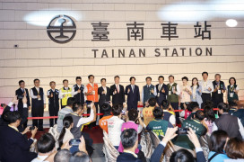 迎通車倒數！臺南車站新站揭牌 為鐵路地下化開啟城市發展新頁