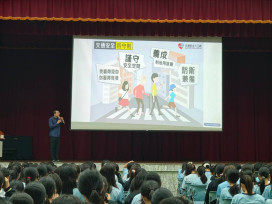 強化學生交通風險辨識力　竹市警攜手校外會走入新竹女中宣導交通安全