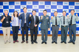 讓專業技能成為守護家園的力量　陸軍司令呂坤修親赴明新科大分享多元職涯