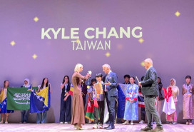 台灣之光登頂世界！新北路亞學子張楷逸勇奪國際英語奧林匹克世界第一