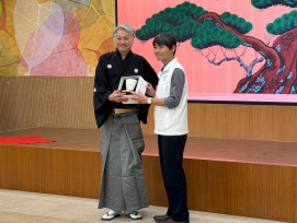 從日本能樂認識文化之美！新北逾500師生與國際藝術家面對面交流