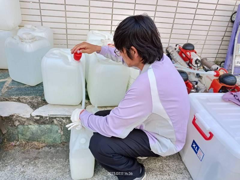 臺南市政府針對各場域加強落實登革熱稽查，對抗登革熱防疫無死角!