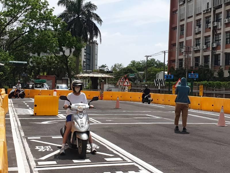 嘉義縣府加碼補助 參加機車駕訓安全不靠運