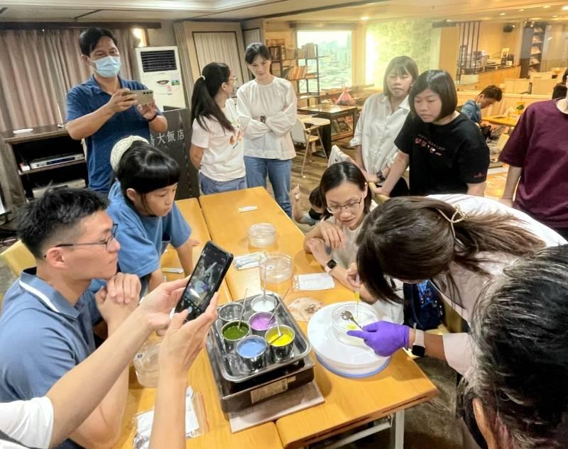 臺南榮服處×台南一信基金會×劍橋大飯店 攜手辦果凍花手作藝術