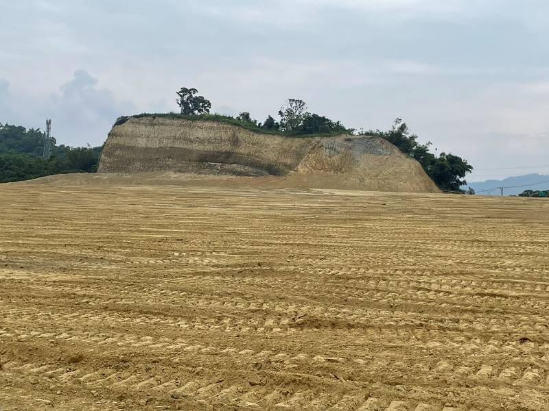 查緝龍崎區私人大型違規開發山坡地 市府重申執法無假期 