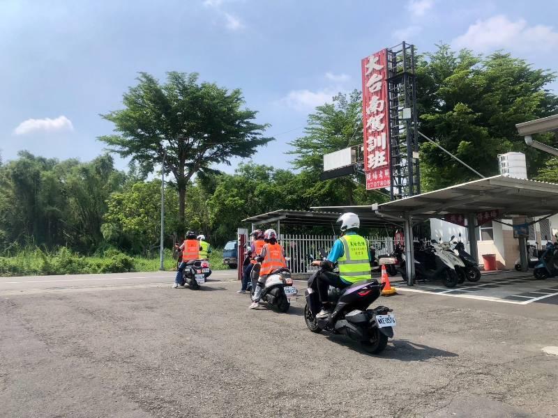 機車道路安駕訓練，學生響應熱絡。