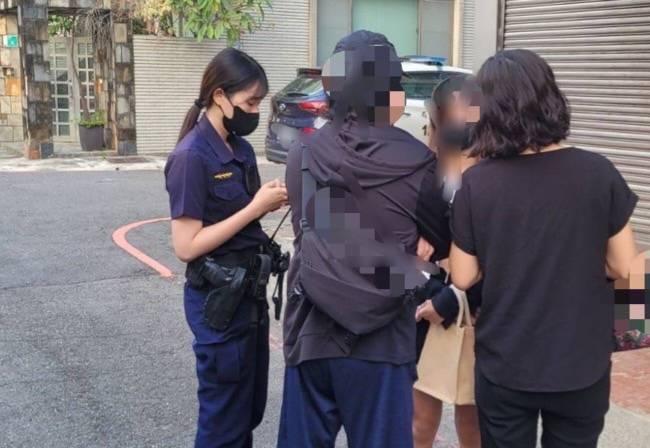 少女心情差搞失蹤？ 甜姐女警積極協尋助母女團圓返家