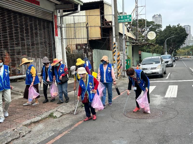 響應國際志工日 客語志工快樂淨街