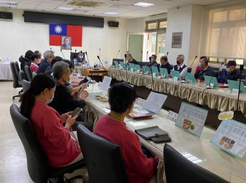 團膳追求色香味 滿足榮家住民營養多樣三餐