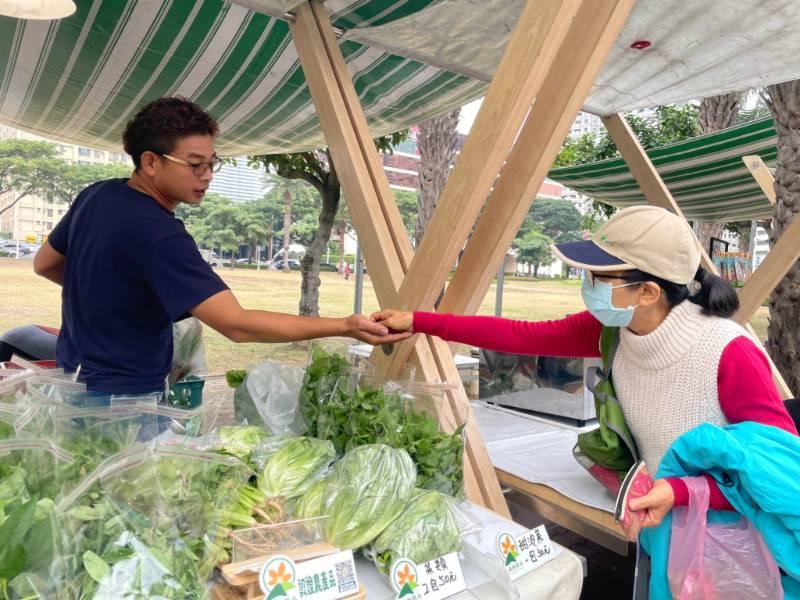 高雄迎新春！神農市集週末揭幕，百味料理秀、免費試吃樂不停！