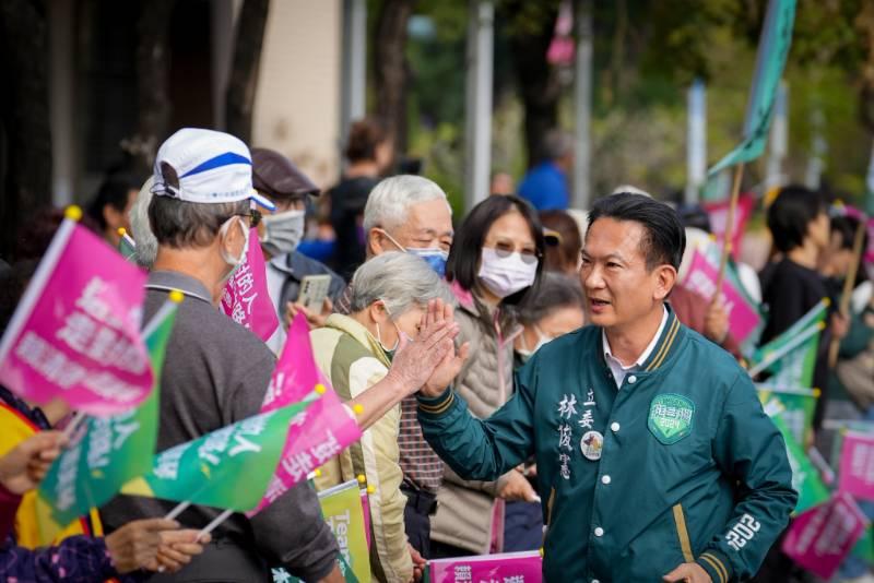 賴蕭配拚氣勢 台南本命區車掃大串連 林俊憲籲鄉親站出來，力挺賴清德帶領台灣繼續前進！