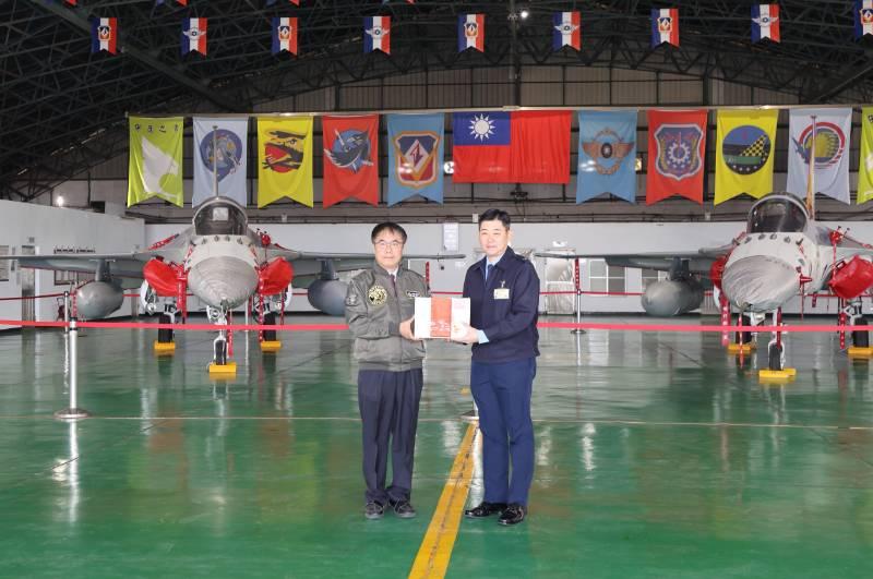 台南軍人服務站陪同南市府慰問國軍部隊春節戰備任務辛勞