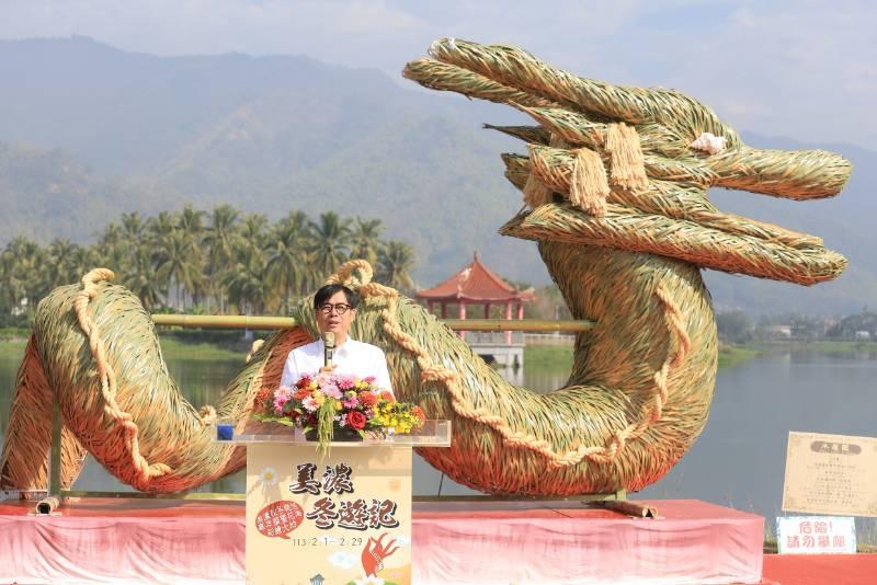 美濃冬遊記！陳其邁親臨花海開園，打造最浪漫的農村風情景點！