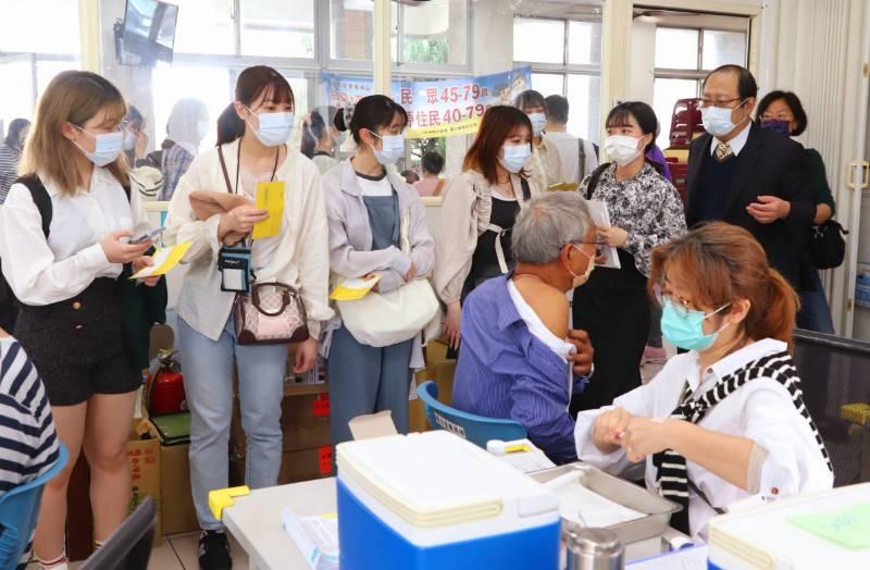 日本足利大學跨海實務見習體驗 與中華醫大臺日健康照顧文化共享