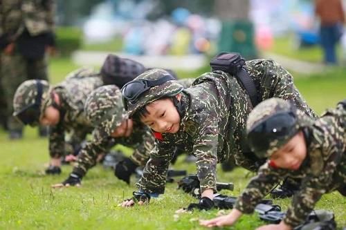 超FUN電！義享時尚廣場創立童樂園，小職人體驗、寶寶競技，報名開始！