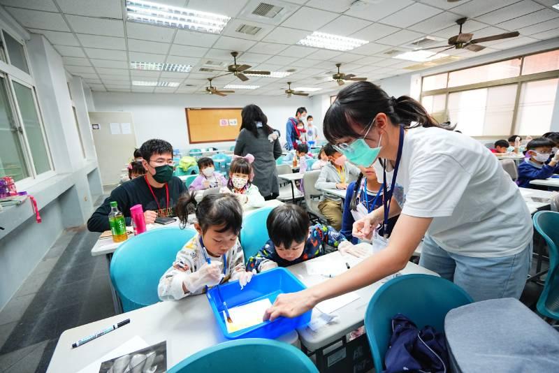 女科技人大會齊聚成大 為愛與夢想共繪科技多元面貌