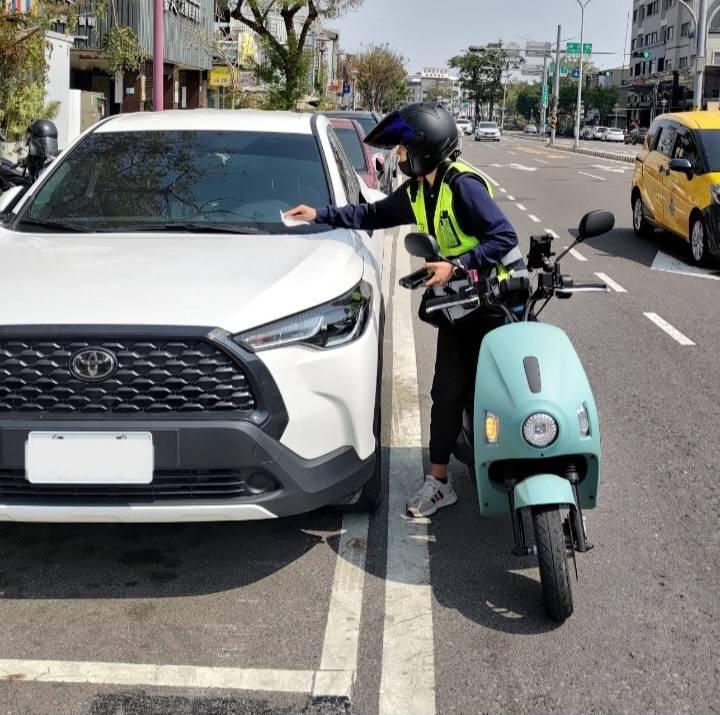 清明掃墓路邊停車不收費