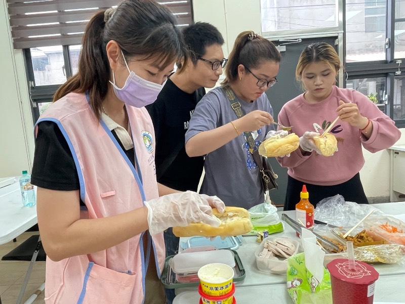 越南新住民鄧安芷寄情散文及料理 喚醒思鄉的味覺記憶