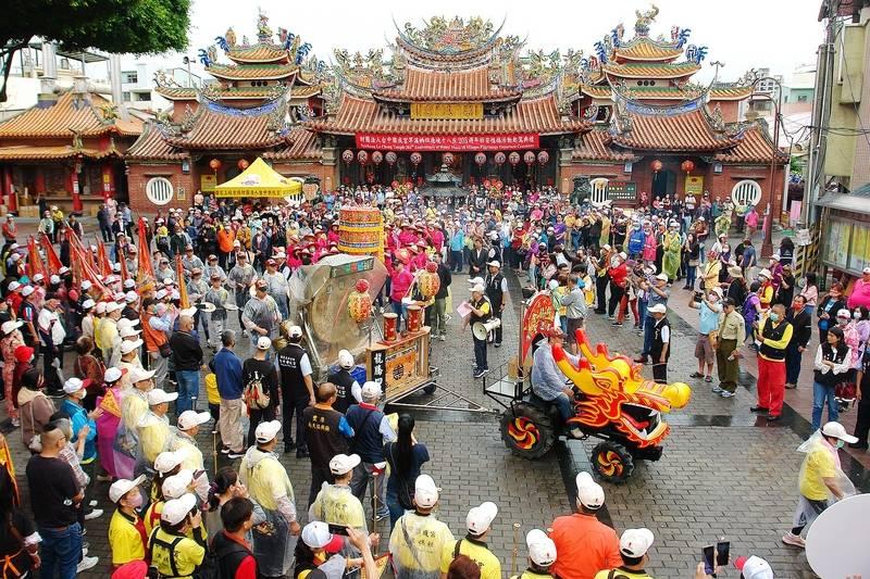 台中樂成宮「旱溪媽祖」起駕出巡　盧秀燕祈3願：盼國泰民安、風調雨順 