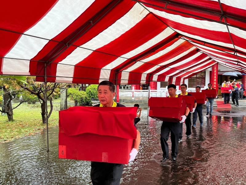 臺南榮家榮靈祠亡故榮民牌位拔薦法會 肅穆莊嚴圓滿安奉