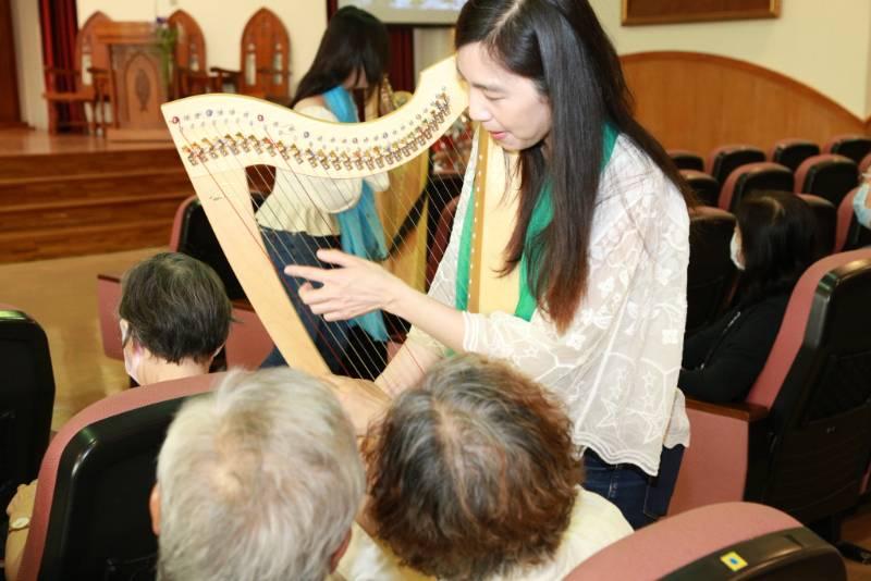 慶祝護師節 台南新樓用音樂環遊世界悠揚琴聲撫慰身心