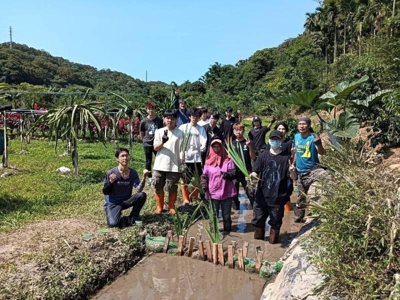 龍華科大USR計畫守護火金姑 棲地復育「螢」造美麗家園