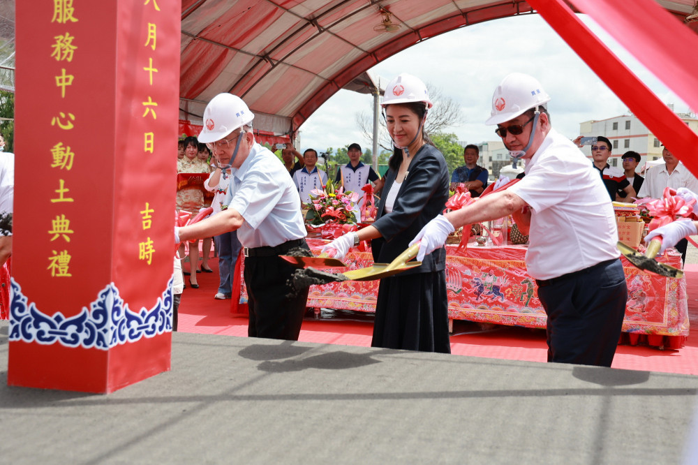 草屯手工藝園區服務中心動土 預計明年8月完成