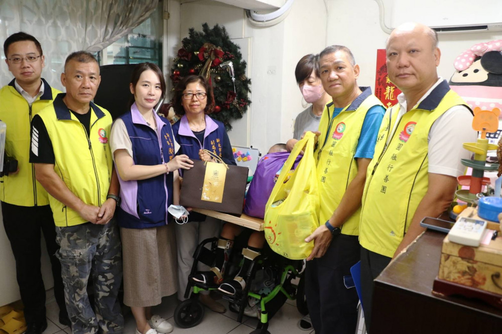 母子車禍受重創 阿嬤顧孫生活陷困 板橋第二社福中心媒合圓融行善團救援