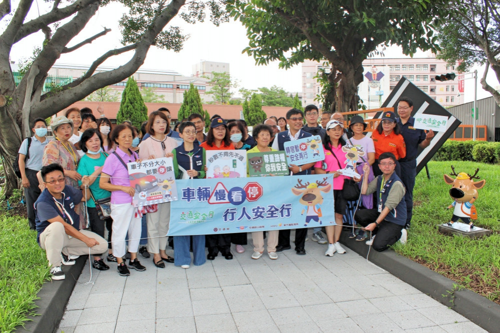 交通安全園區實車演練　桃園監理站宣導運輸業落實路口停讓