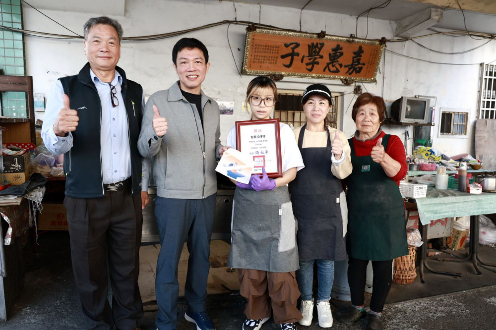 南投100碗美食評鑑 埔里清寶鹹油條居冠