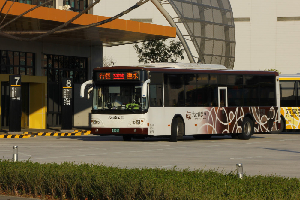 大台南公車智慧等車更聰明！即日起再新增黃、棕、橘幹支線