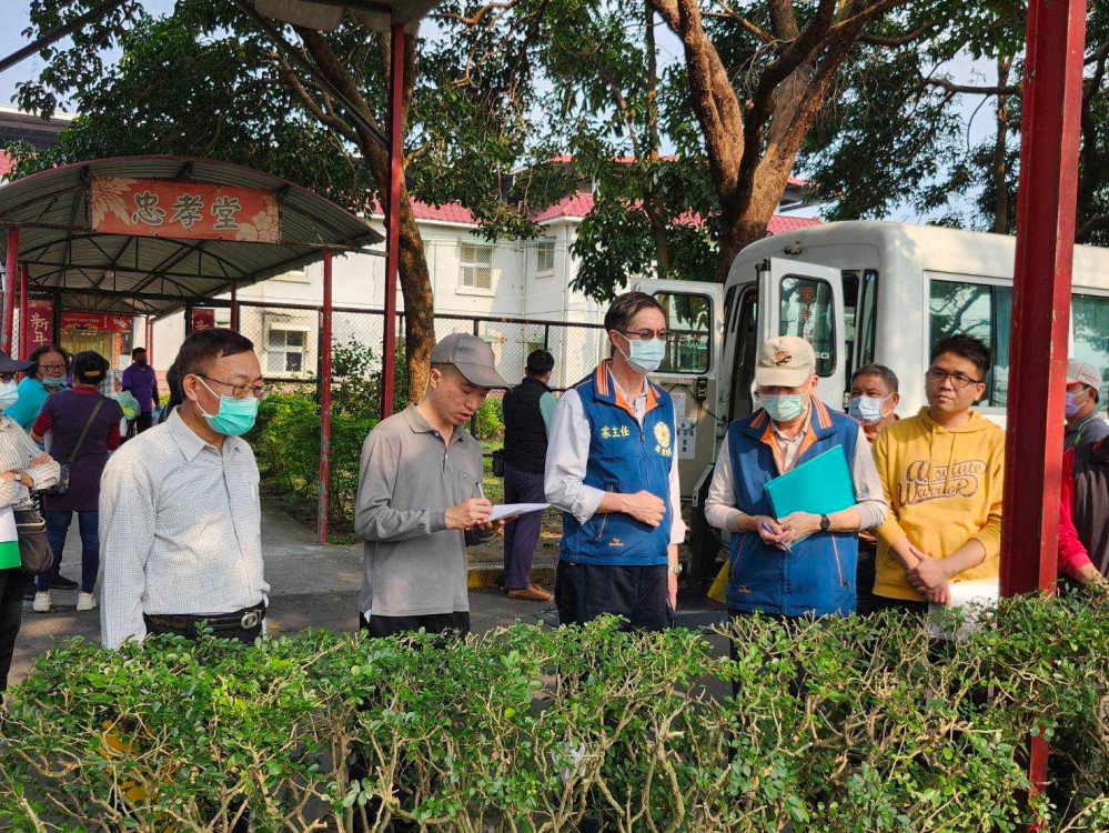 屏東榮家辦環境整潔佈置評比 住民歡喜迎春節 