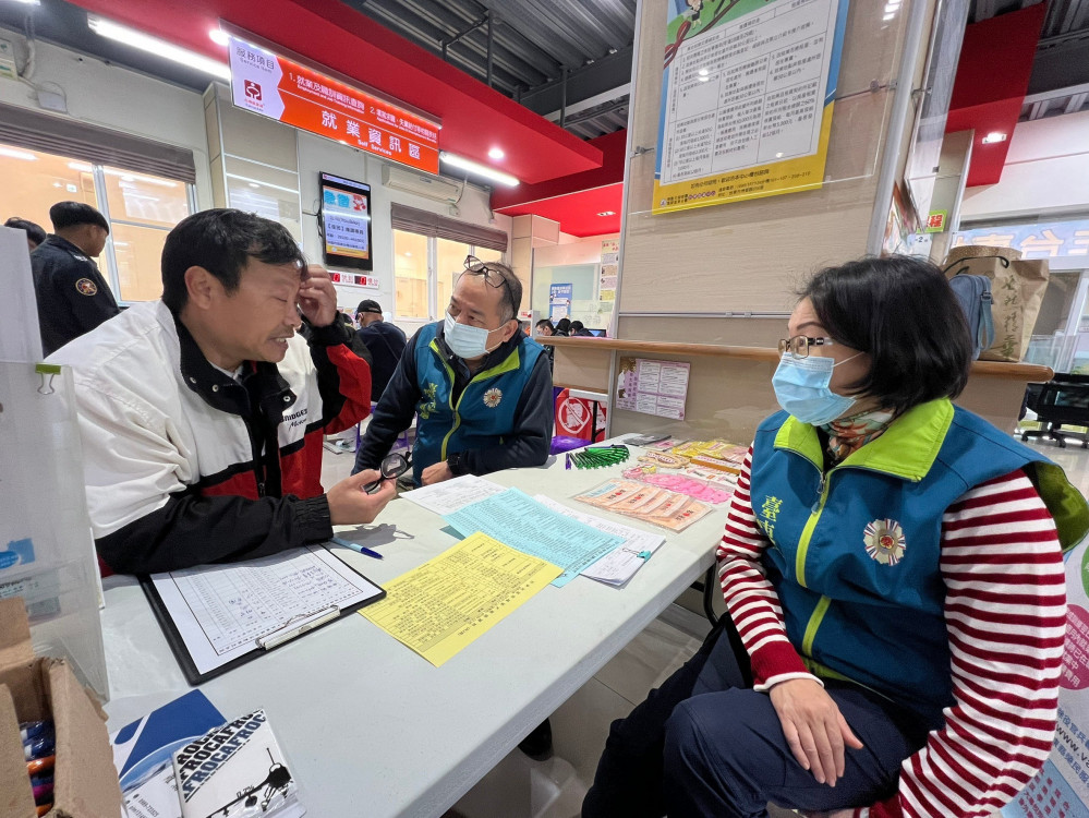 臺東榮服處鼓勵榮民眷參與徵才 開創就業契機