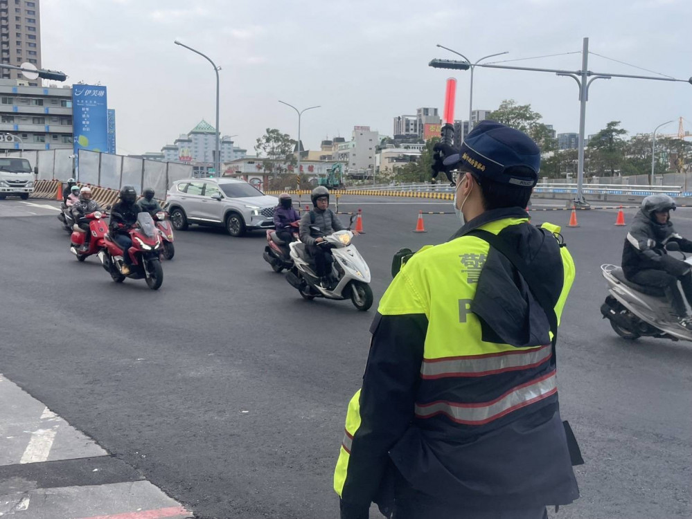 春節赤崁孔廟文化園區海安商圈美術館 南警交管看這