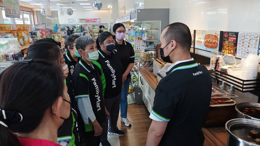 台南就業帶媽咪們妝出職場新自信！美「力」升級