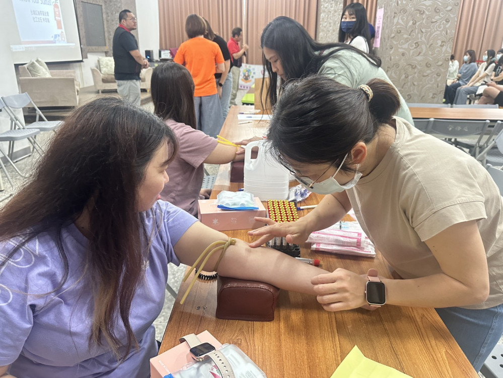 金大×衛生局合辦疾病防治講座及行動篩檢 提升師生防疫意識與健康素養