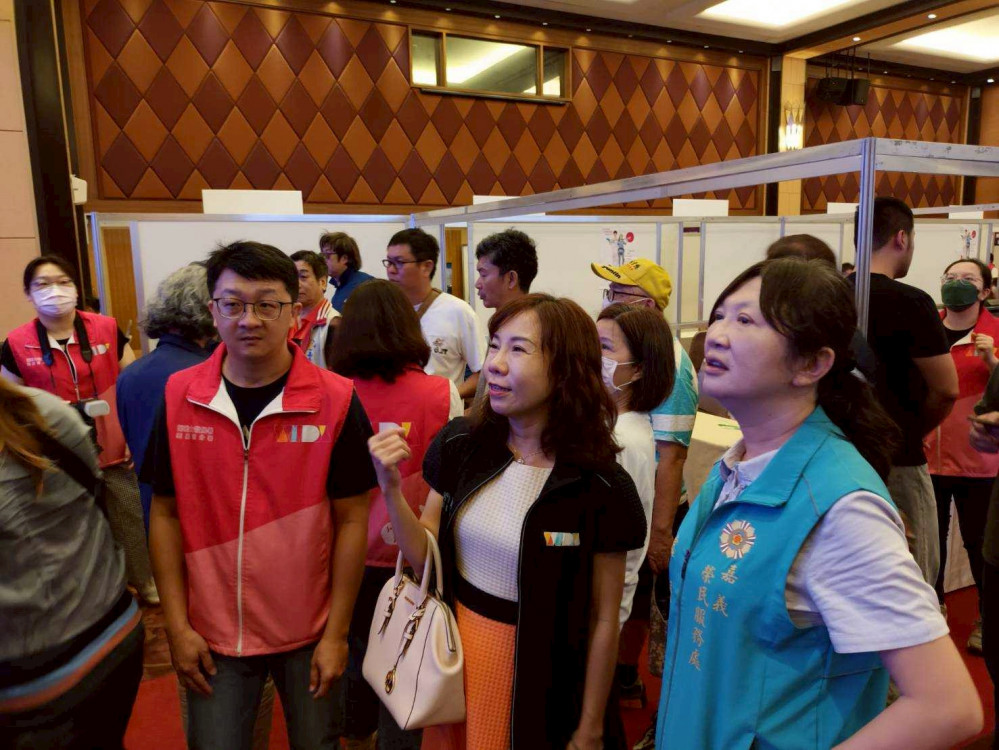 嘉義榮服處與地區就業中心攜手辦就業媒合徵才
