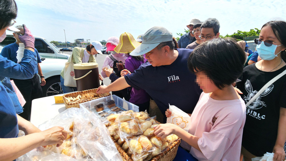 企業攜手淨灘響應環保守護地球！十際行動展現海洋環境保護決心